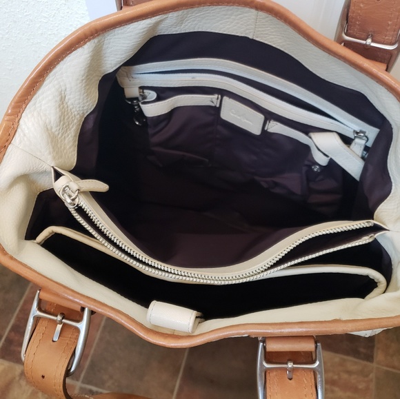 Cole Hann Purse - Picture 3 of 4